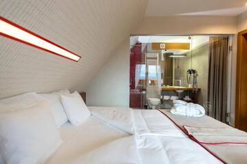 Фото номера Апартаменты Отель Hotel Kopieniec Fizjo- Med &amp; SPA г. Мужасихле 3