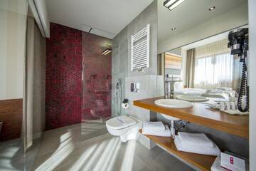Фотографии Отель Hotel Kopieniec Fizjo- Med & SPA г. Мужасихле (Польша) №2 Фото Отель Hotel Kopieniec Fizjo- Med & SPA г. Мужасихле 2